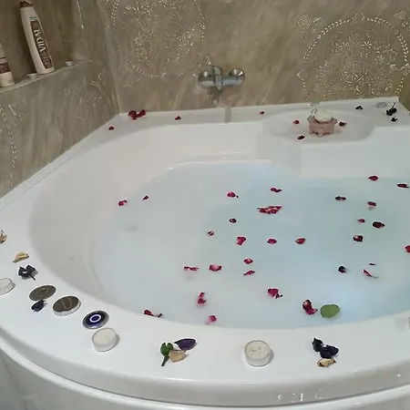 Jacuzzy Andjela 수보티차