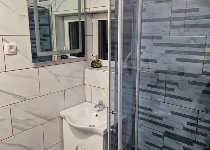 아파트 Jacuzzy Andjela