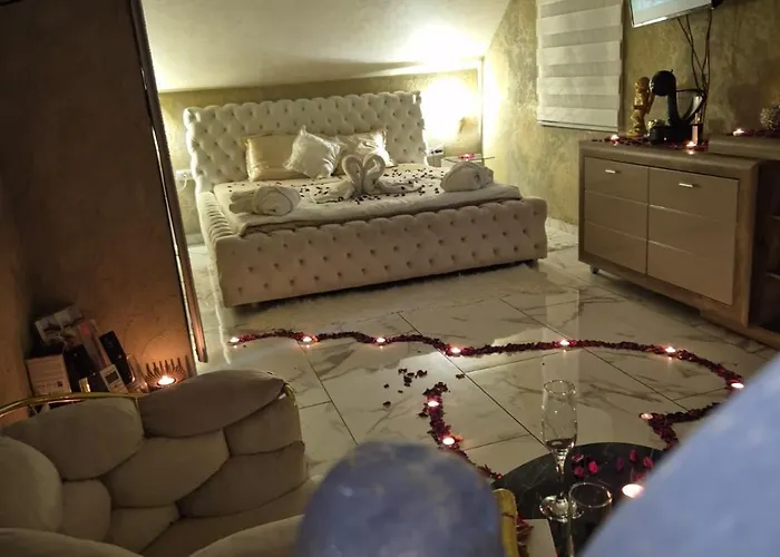 Jacuzzy Andjela 아파트 수보티차