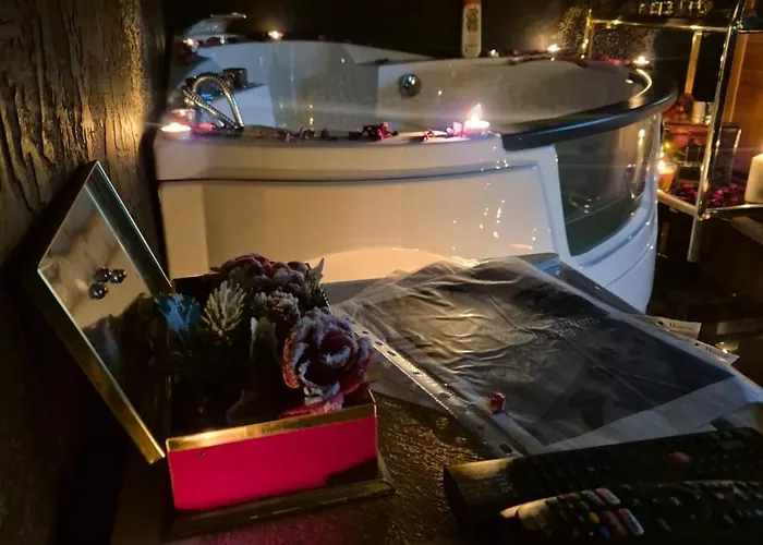 Jacuzzy Andjela * 수보티차